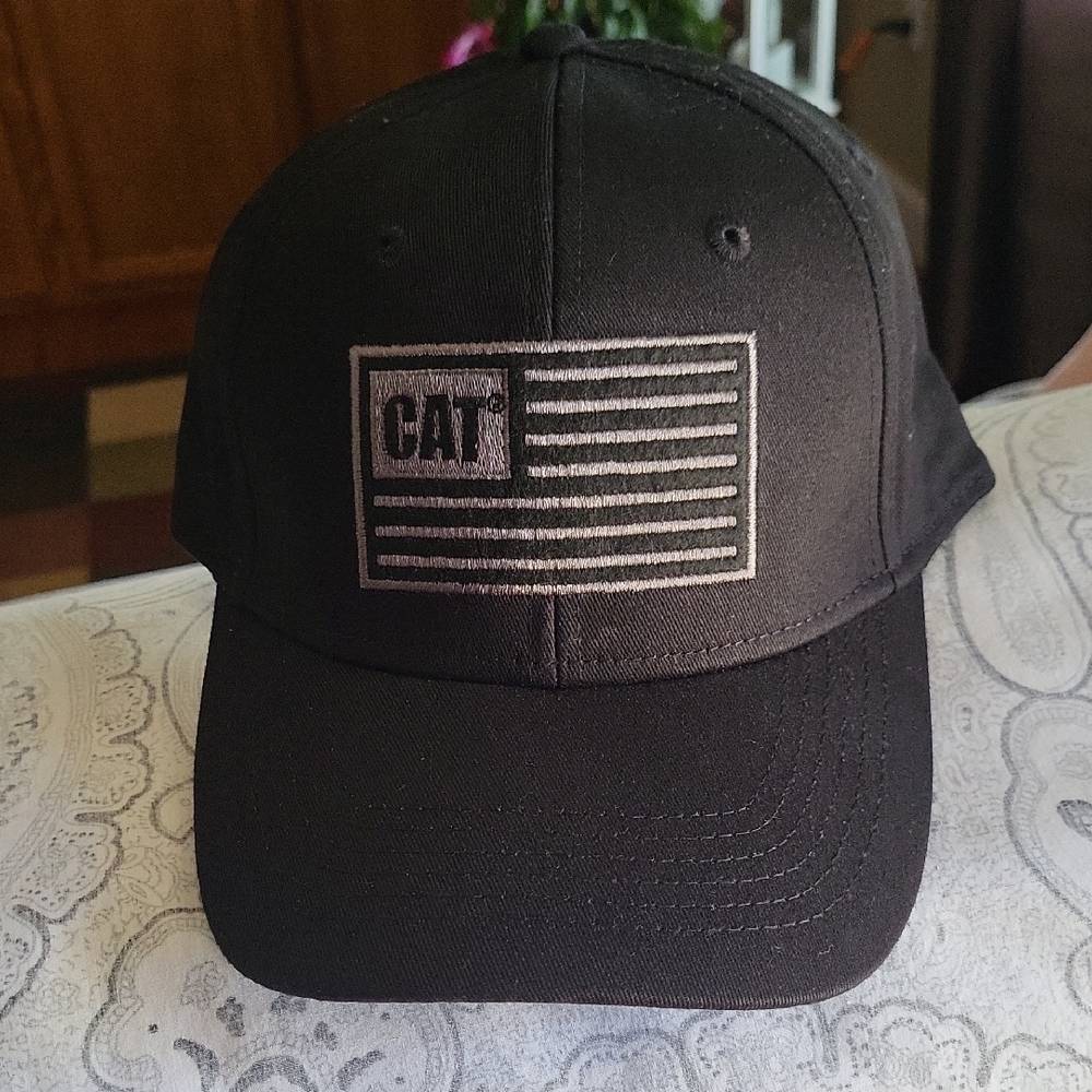 Caterpillar Black Cap with Silver Logo